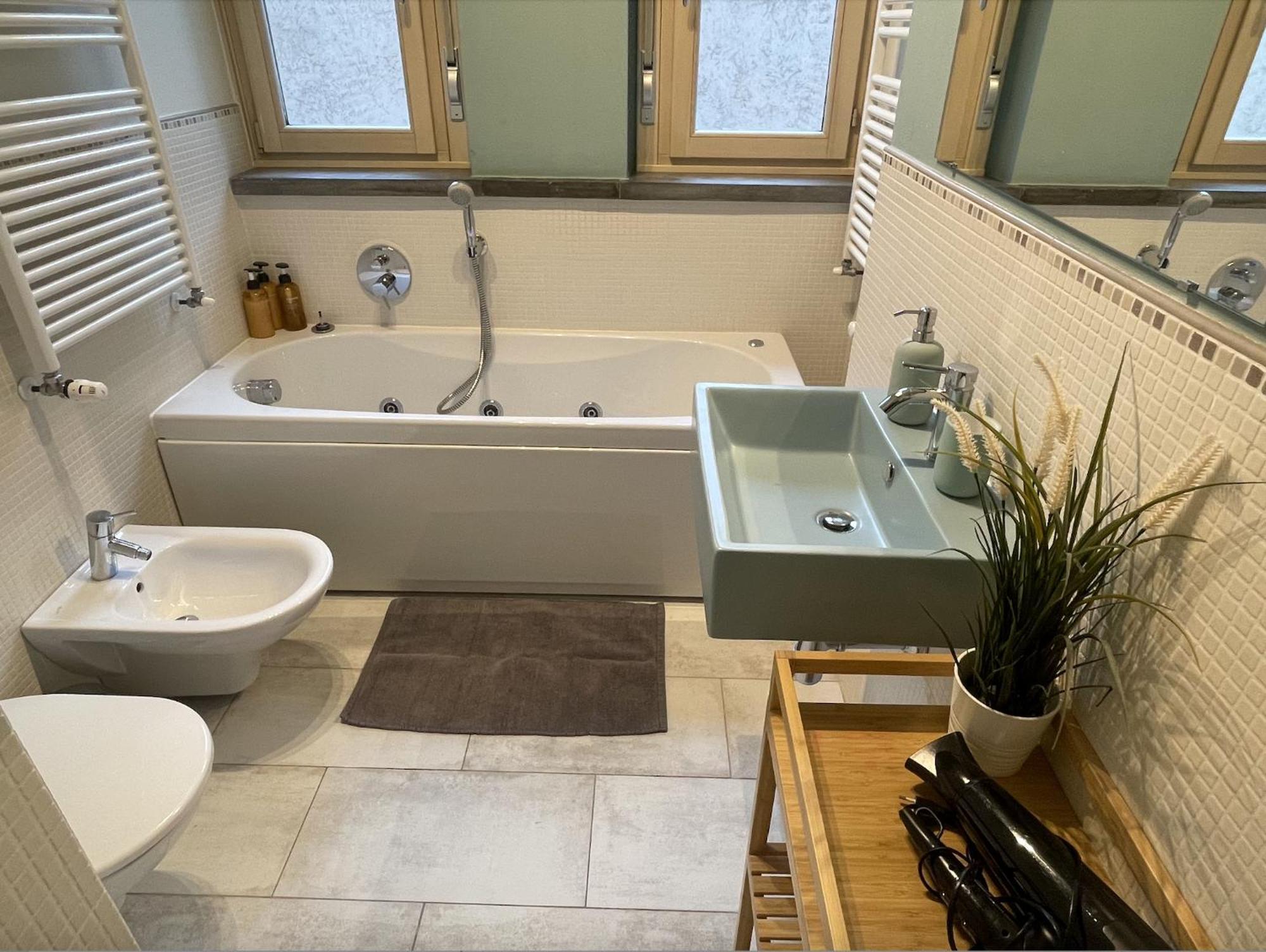 Seriate - Jacuzzi Bath Dış mekan fotoğraf
